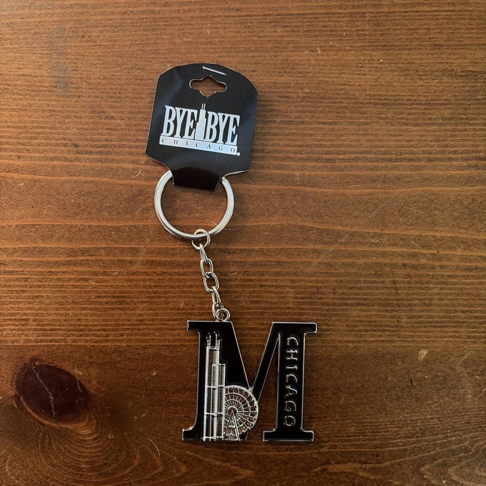Chicago keychain - M- NEW‎ WITH TAGS
